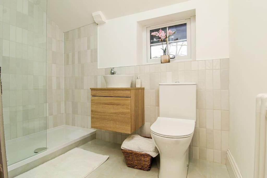 Millstone Cottage Newmillerdam Hill Top Extérieur photo